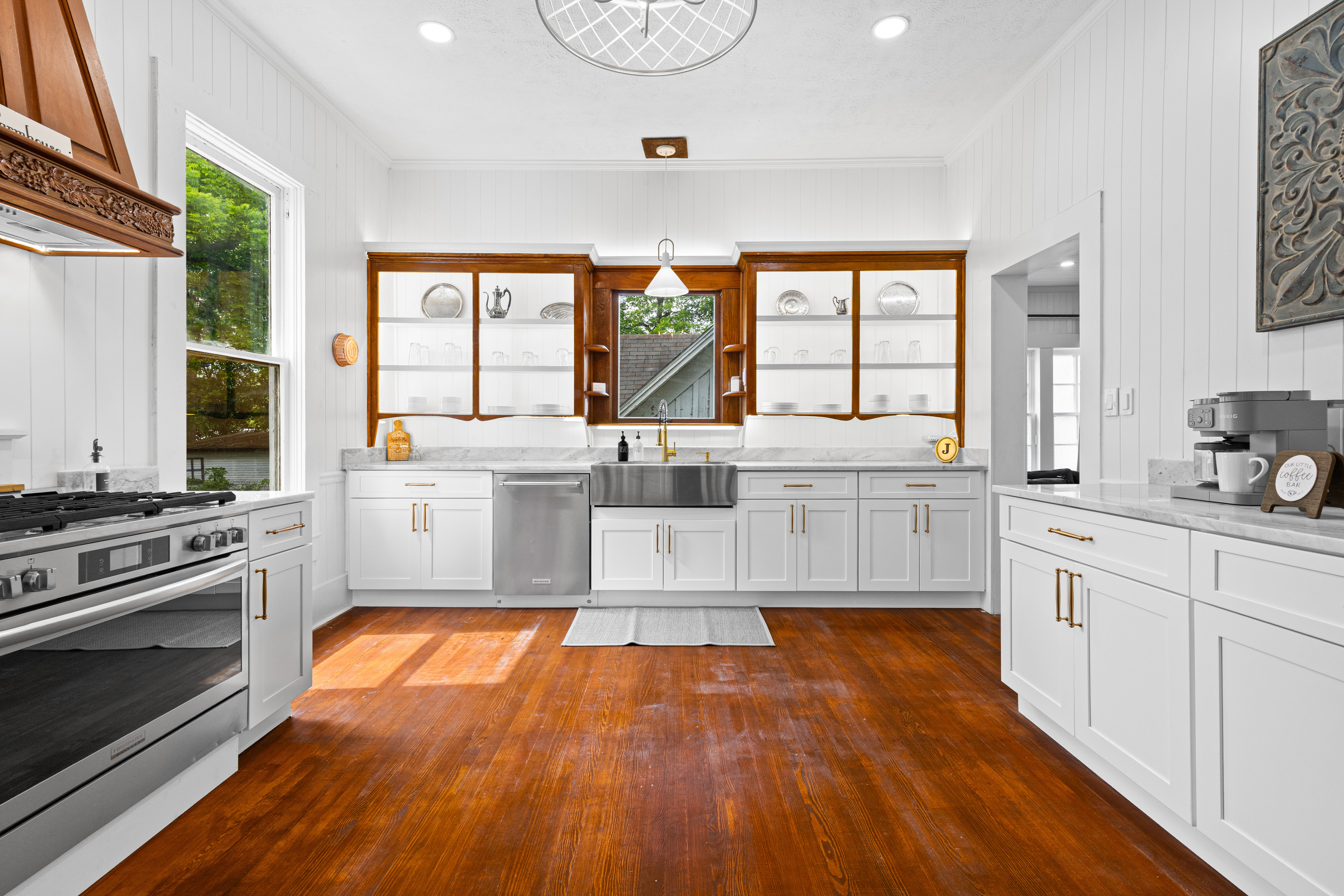 Anna Bell Suite — Kitchen